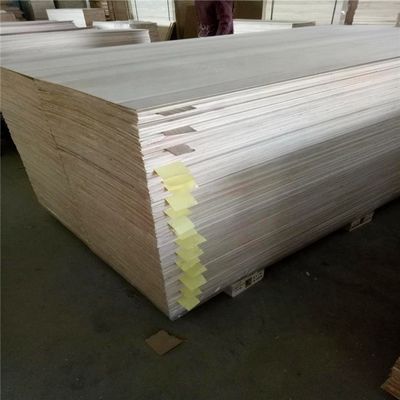 Bois de paulownia naturel ou blanchi 2440x1220 mm M3 Pour panneaux en bois massif
